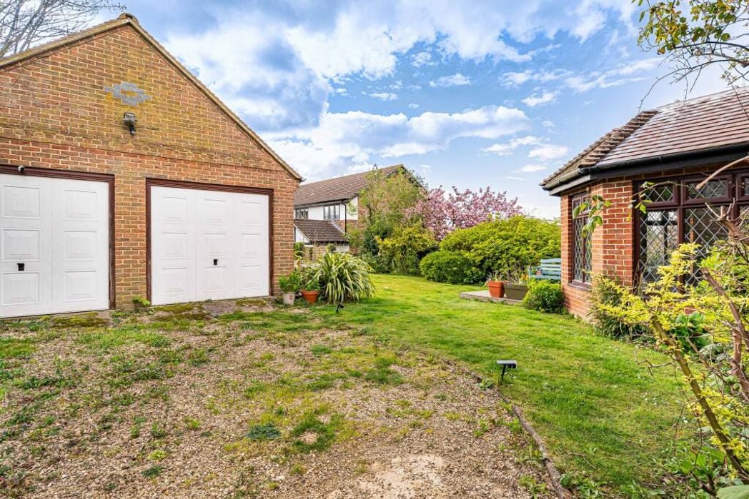 Property image 17 of 18