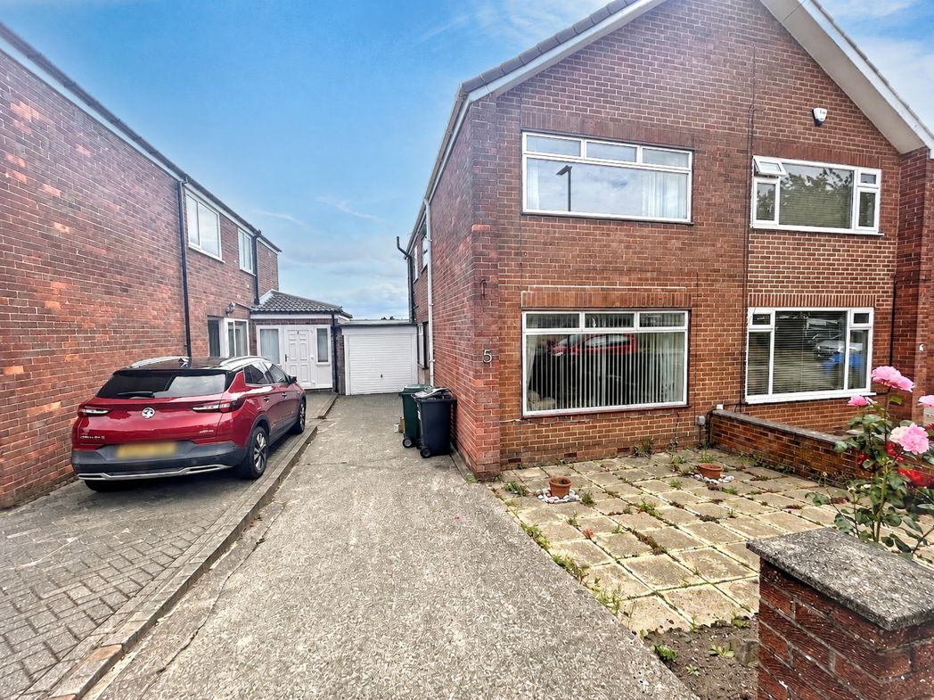 Property image 1 of 9