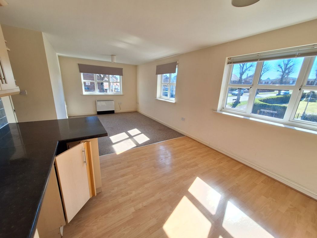 Property image 12 of 17