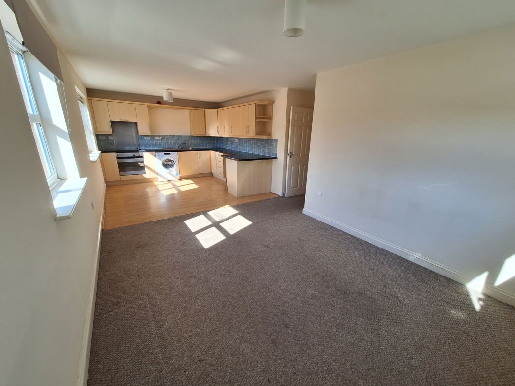 Property image 13 of 17