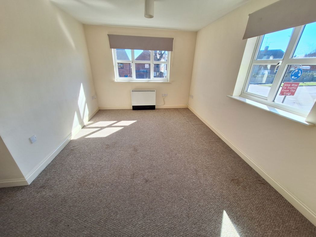Property image 14 of 17