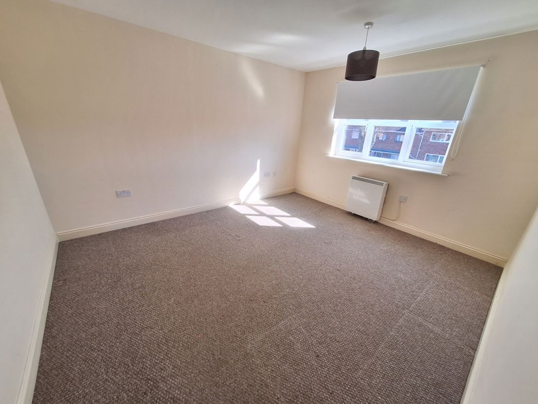 Property image 15 of 17