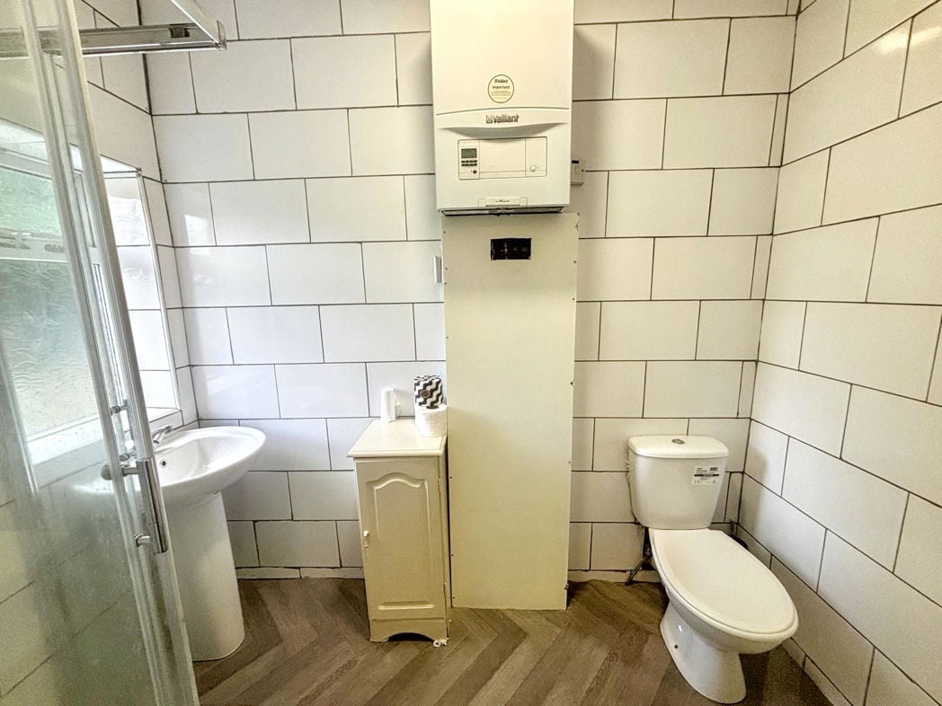 Shower Room/WC