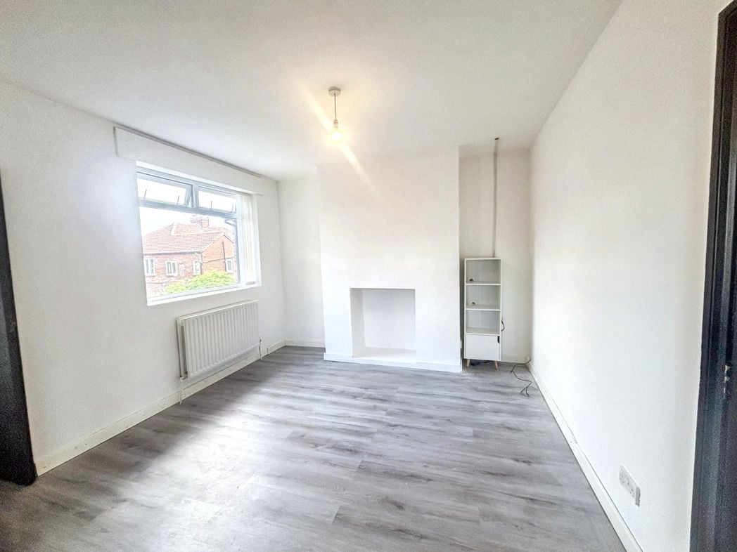 Property image 3 of 8