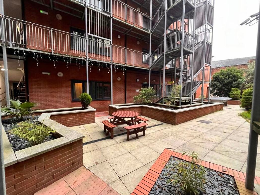 Property image 7 of 7