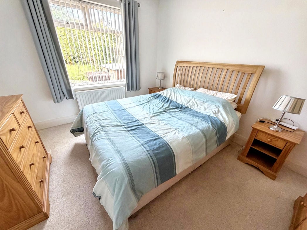 Property image 11 of 12