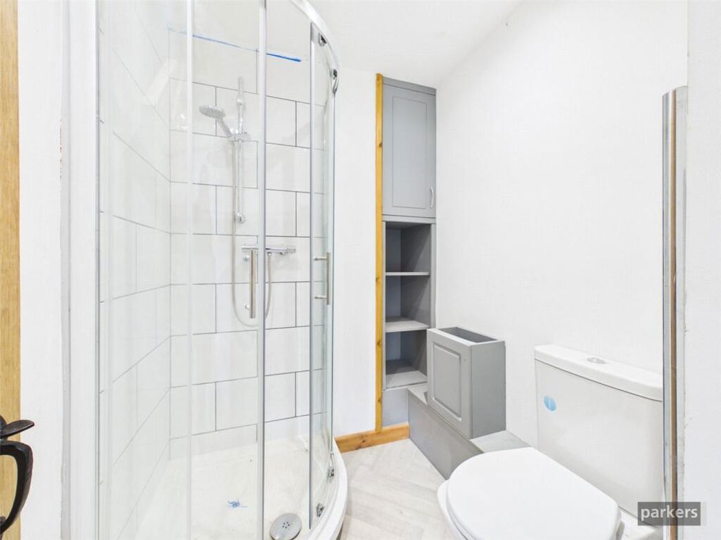 Property image 14 of 23