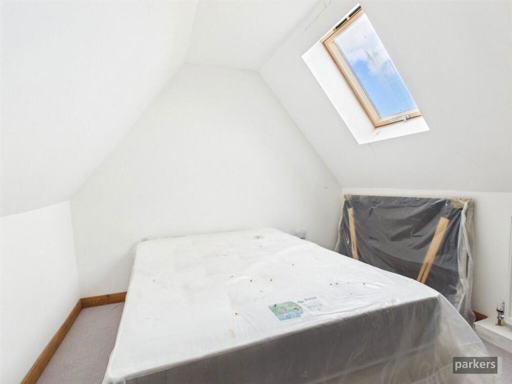 Property image 8 of 23