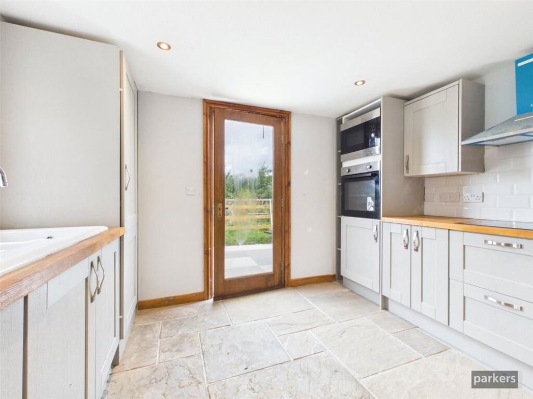Property image 23 of 23