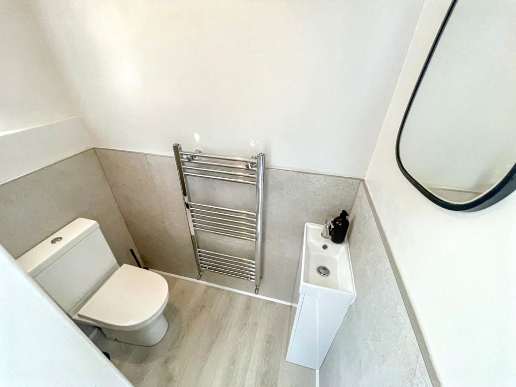 Cloak room