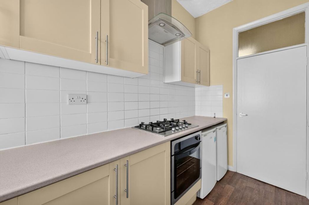 Property image 3 of 12