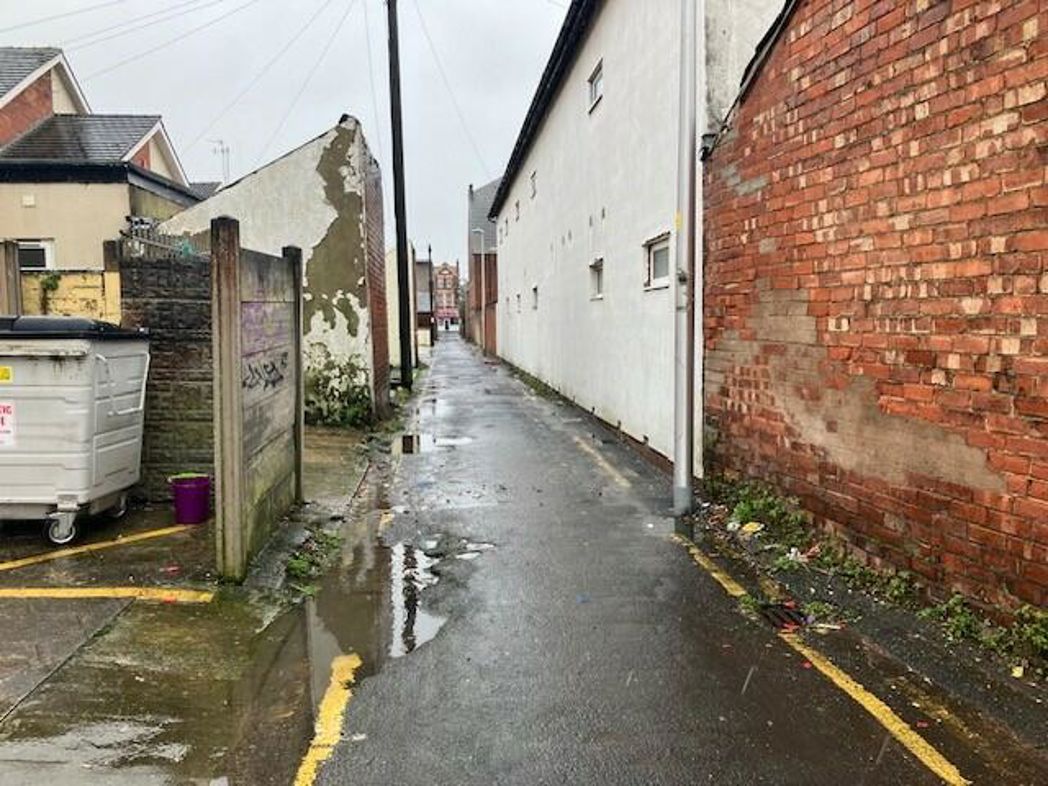 Property image 3 of 4