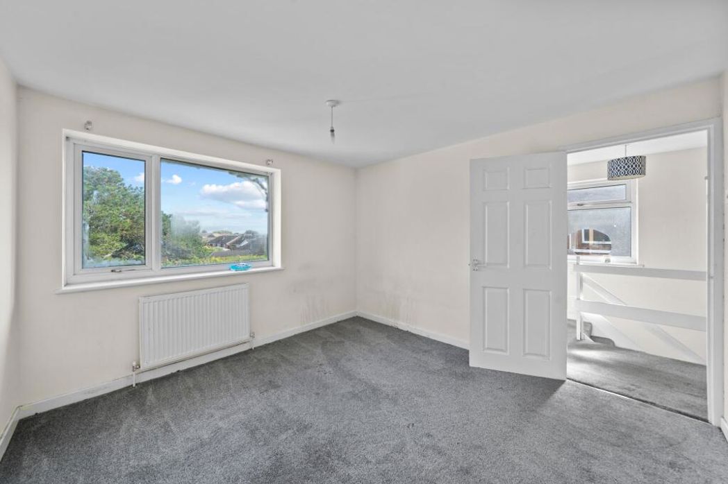 Property image 6 of 11