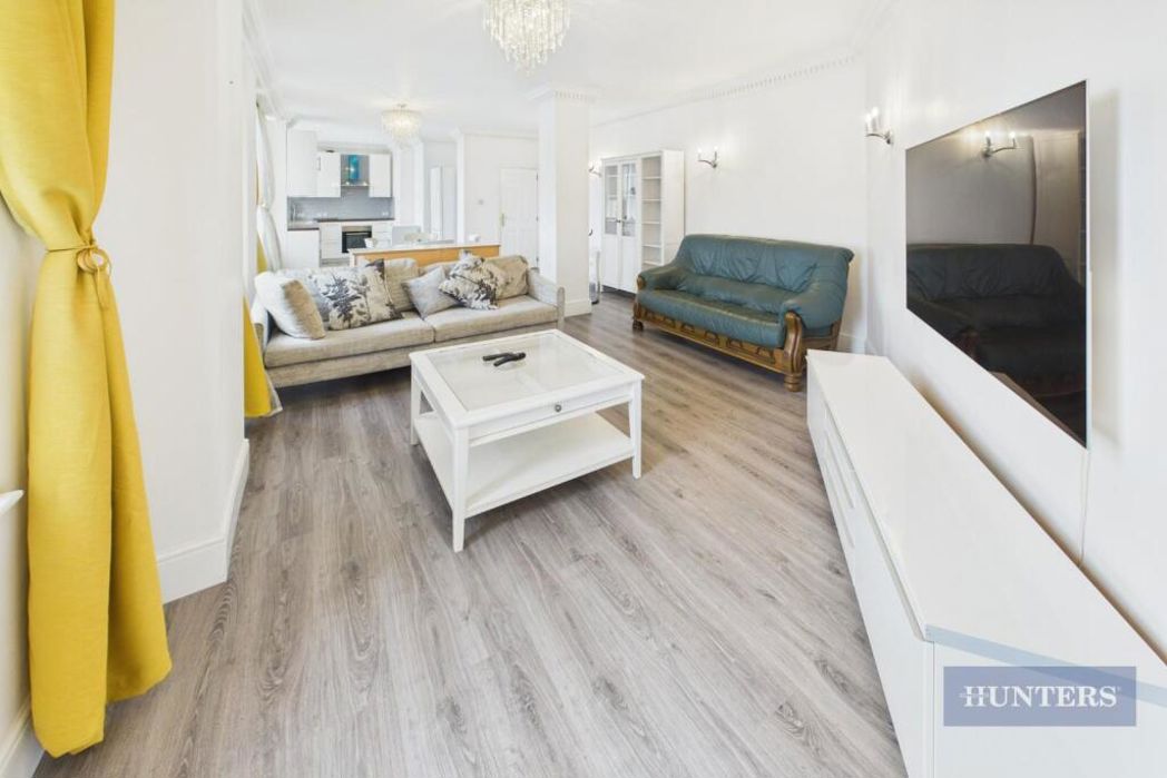 Property image 7 of 18