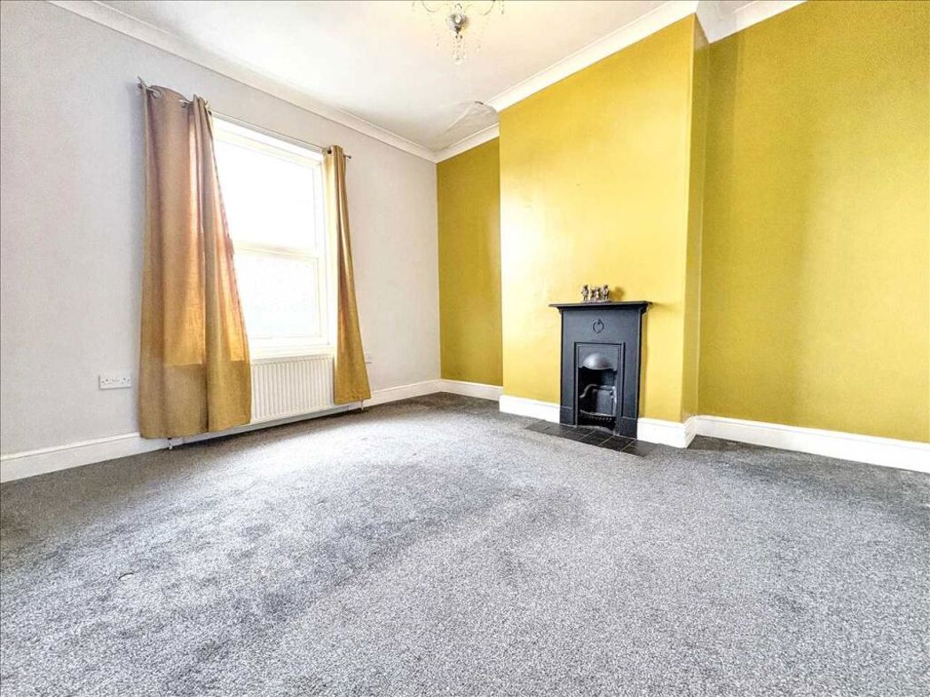 Property image 2 of 20
