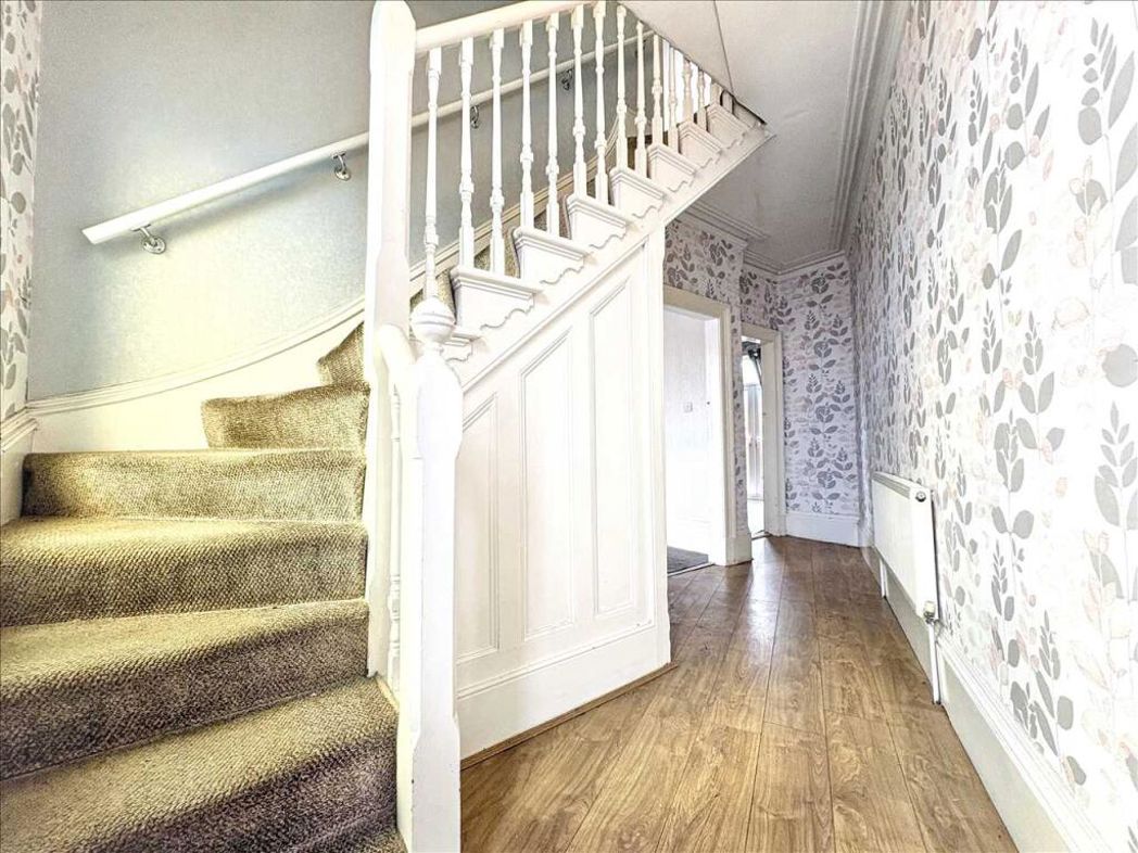 Property image 6 of 20
