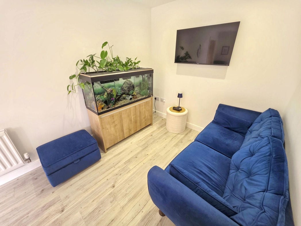 Property image 12 of 33