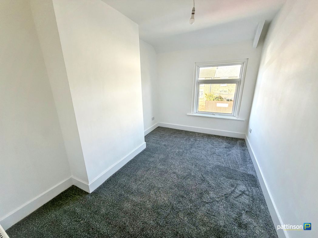 Property image 7 of 9
