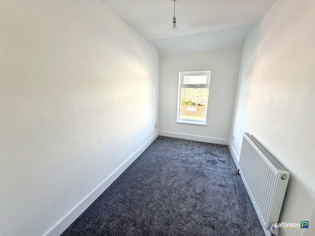 Property image 8 of 9