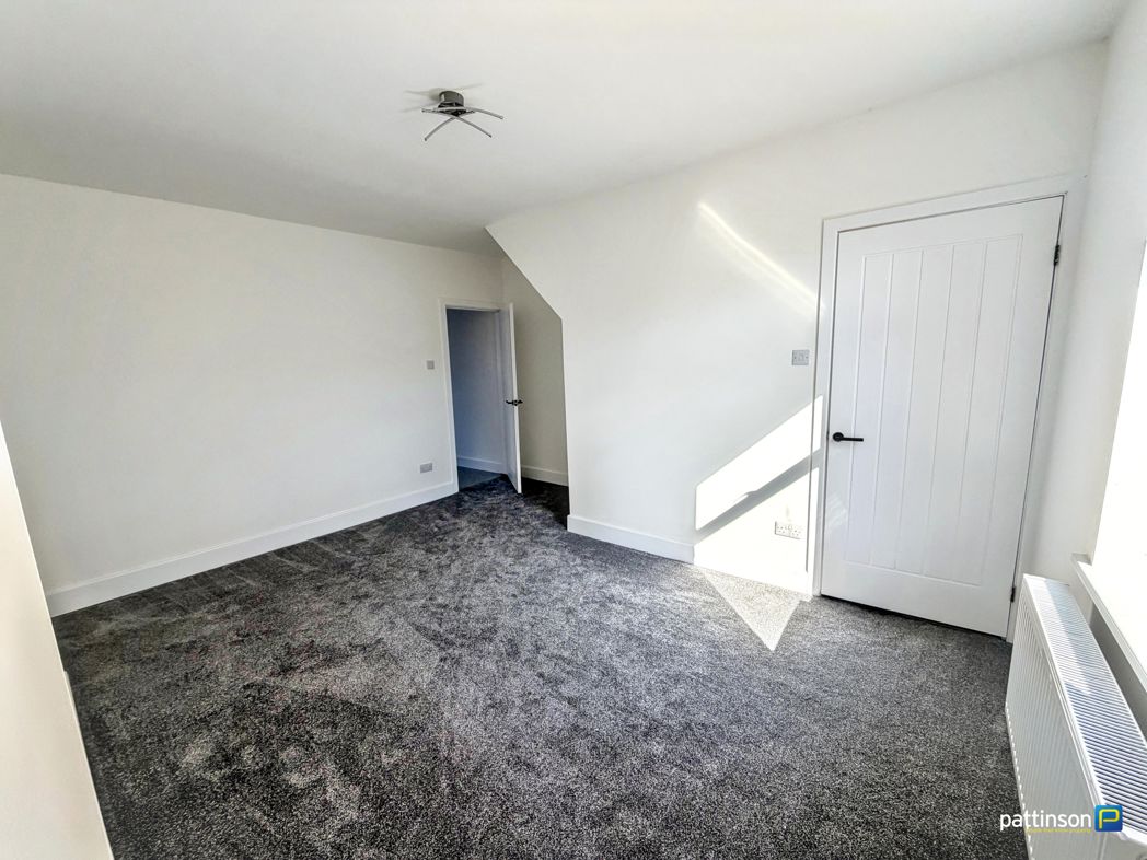 Property image 5 of 9