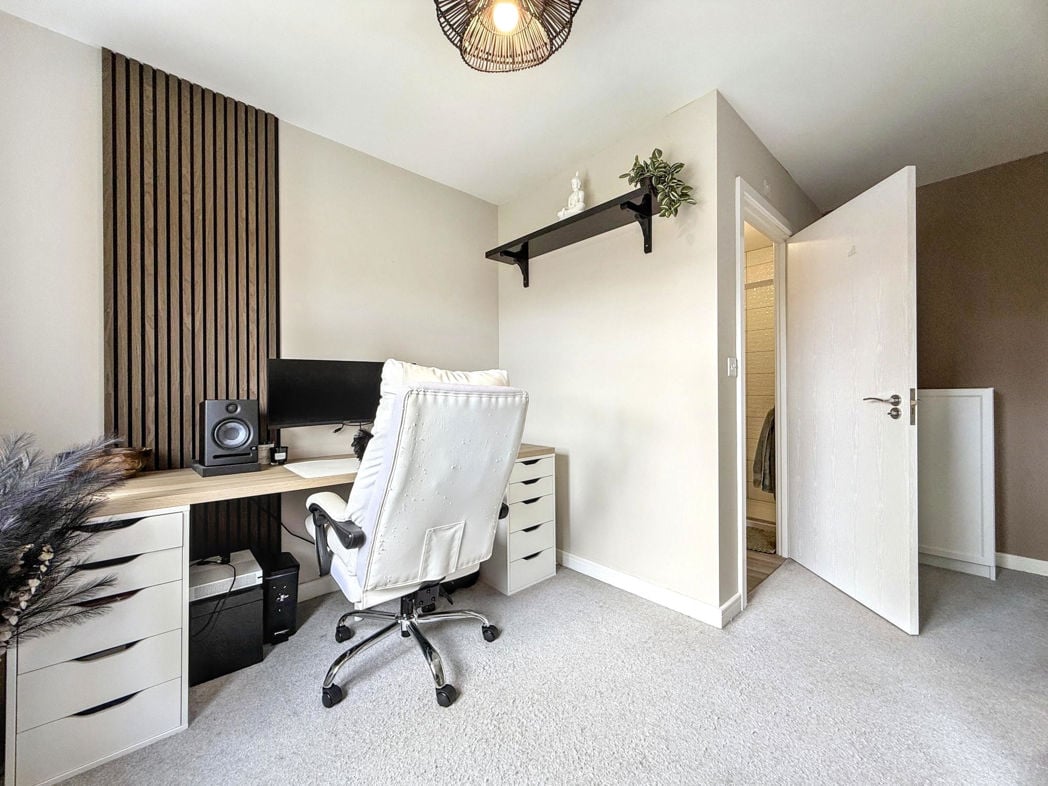 Property image 17 of 29