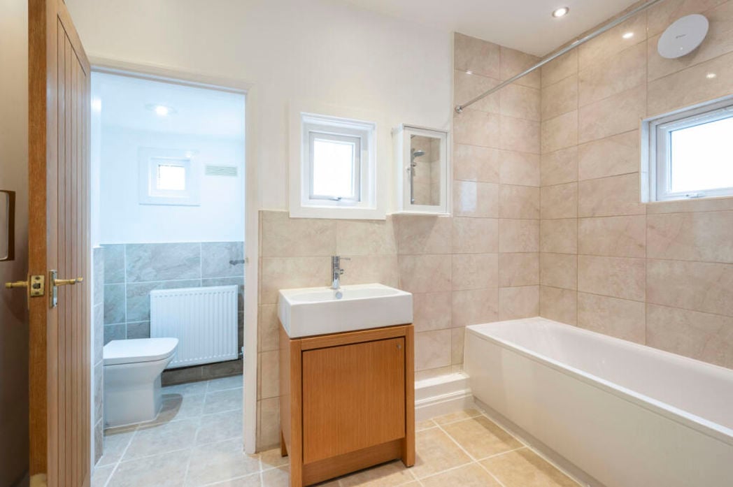 Property image 12 of 12