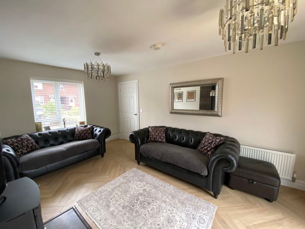 Property image 8 of 27