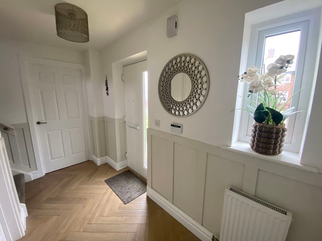 Property image 12 of 27