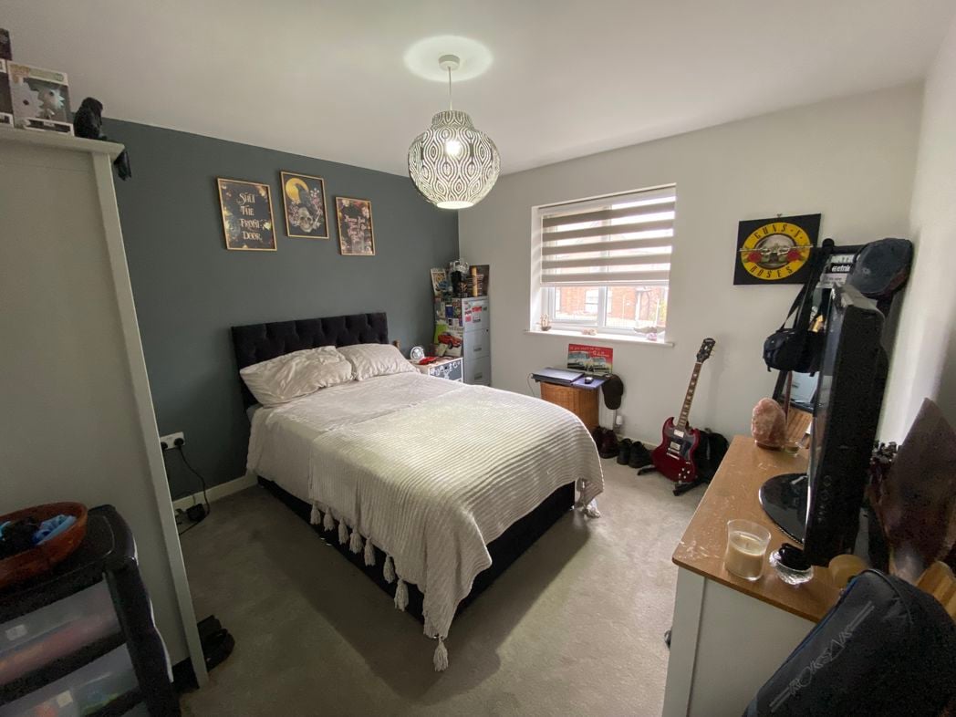 Property image 19 of 27