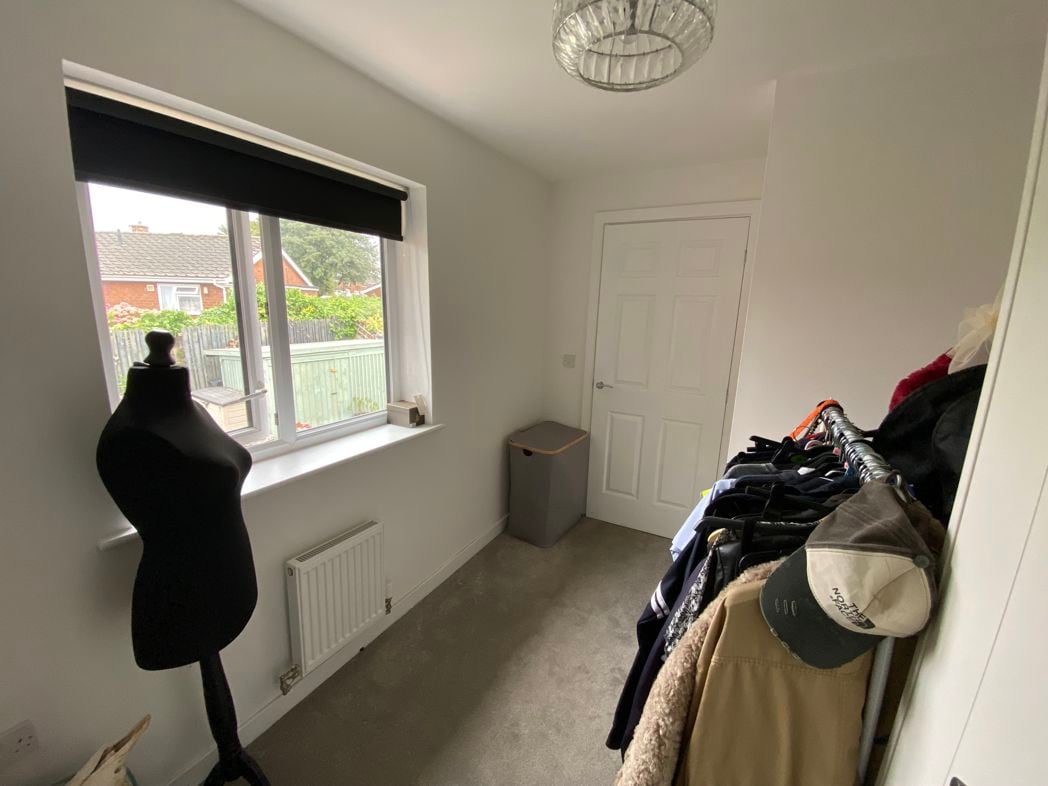 Property image 21 of 27