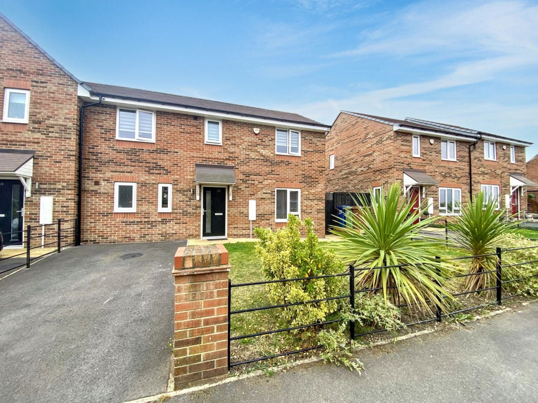Property image 1 of 27