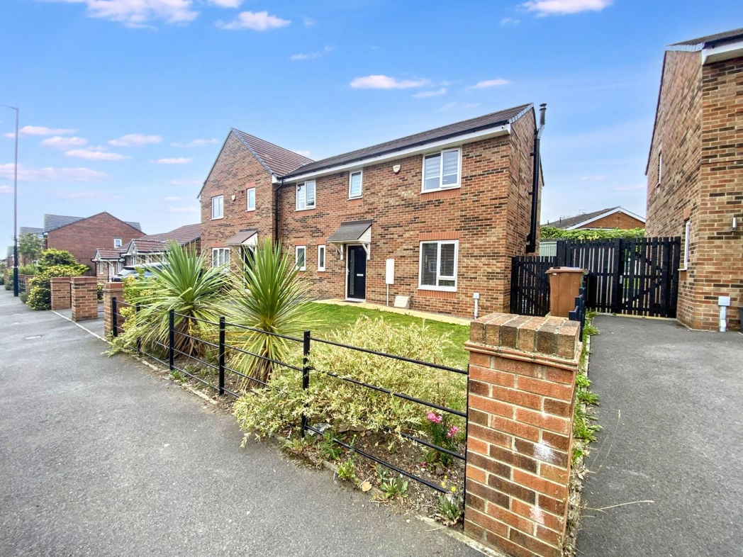 Property image 24 of 27