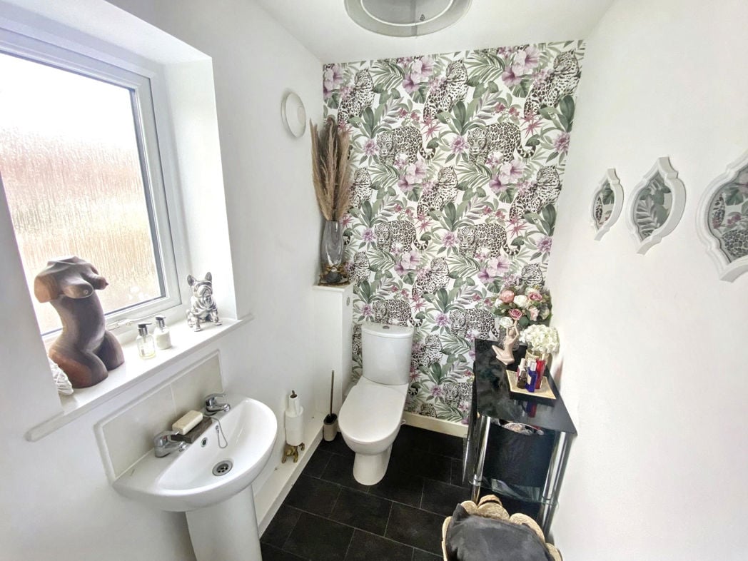Property image 14 of 27