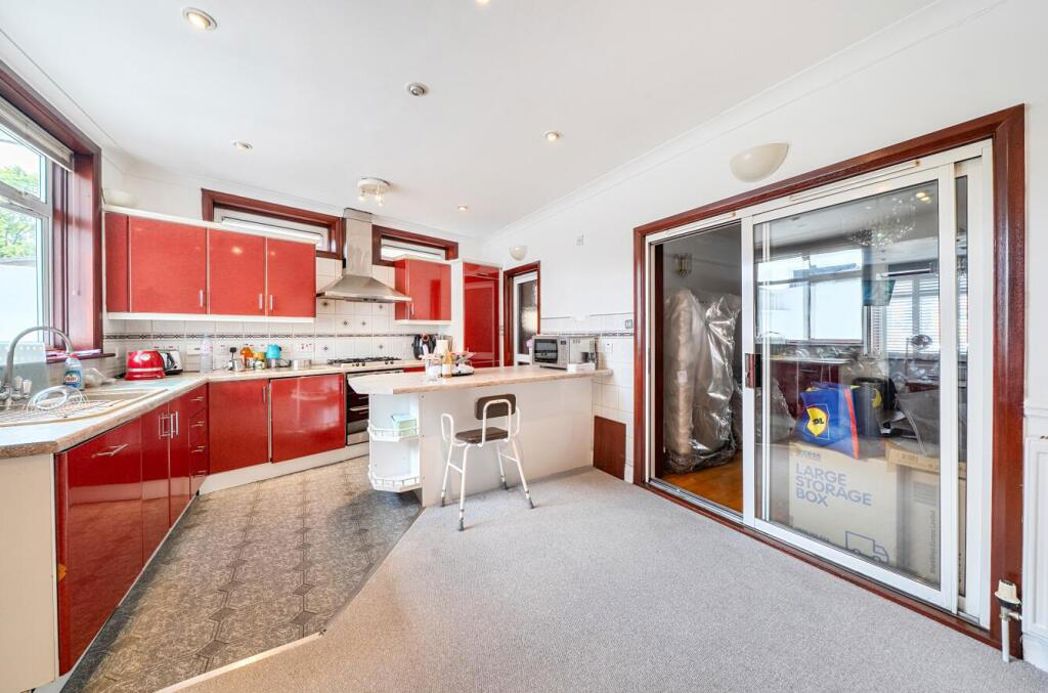 Property image 7 of 24