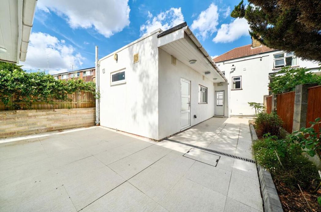 Property image 19 of 24
