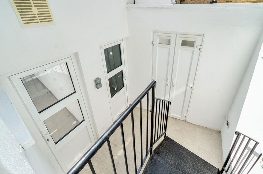 Property image 24 of 24