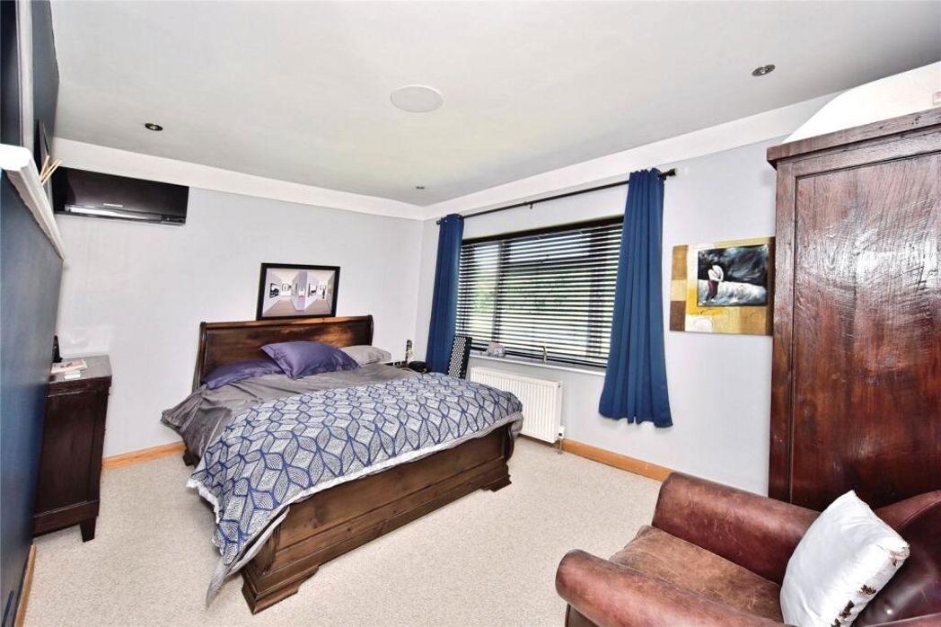 Property image 6 of 21