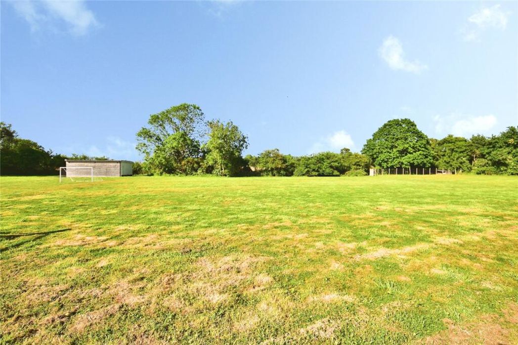 Property image 16 of 21