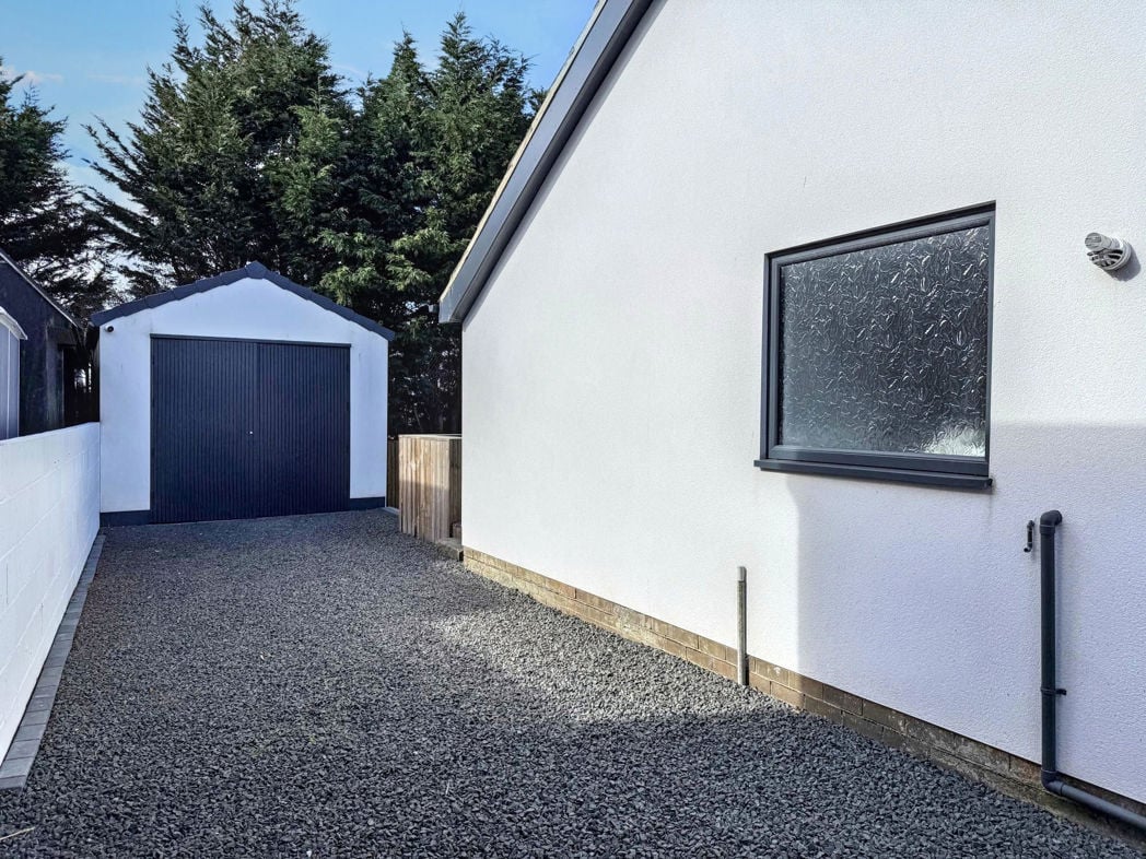 Property image 20 of 24