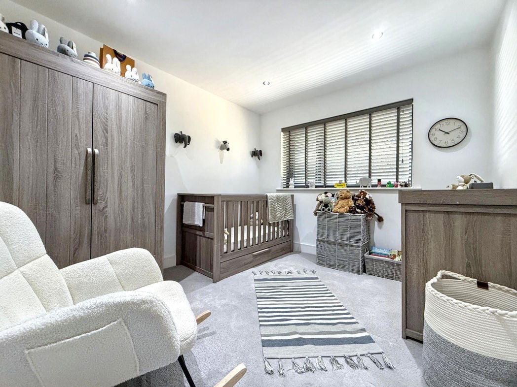 Property image 14 of 24