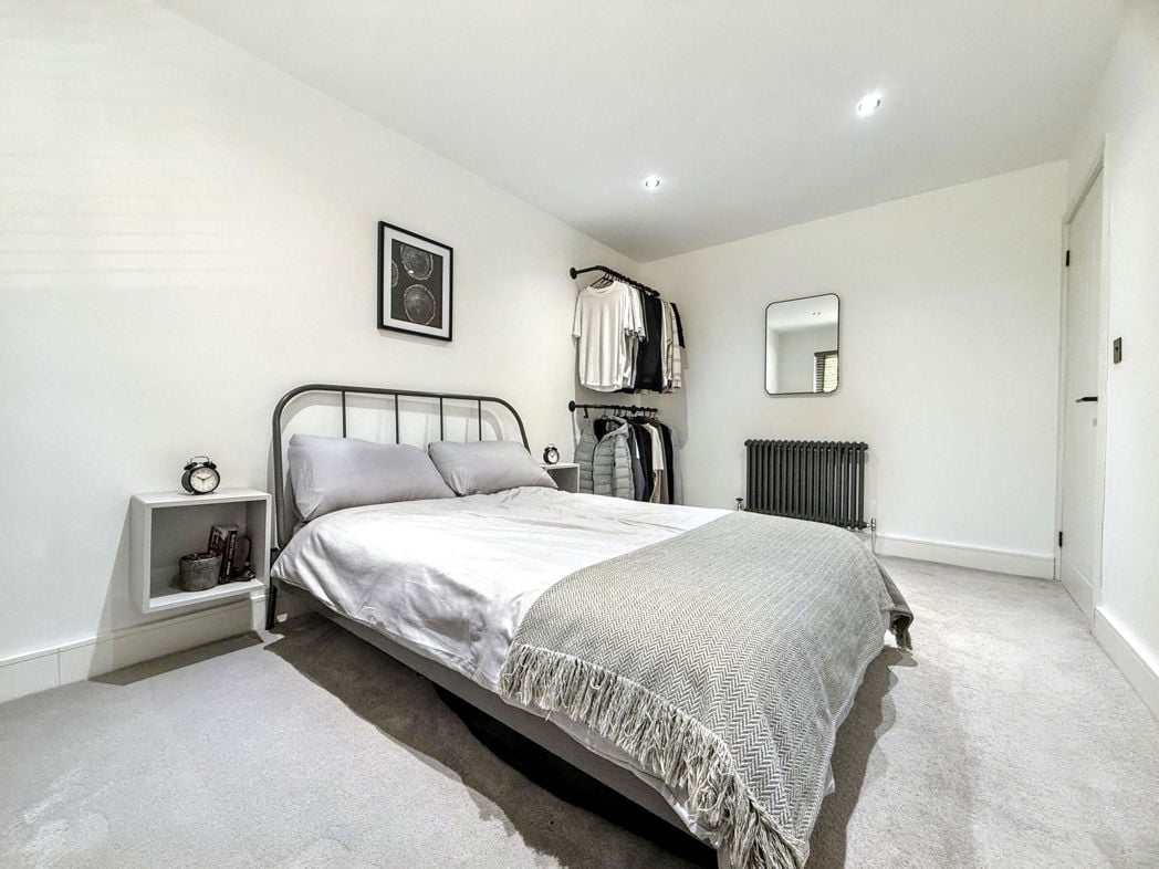 Property image 15 of 24