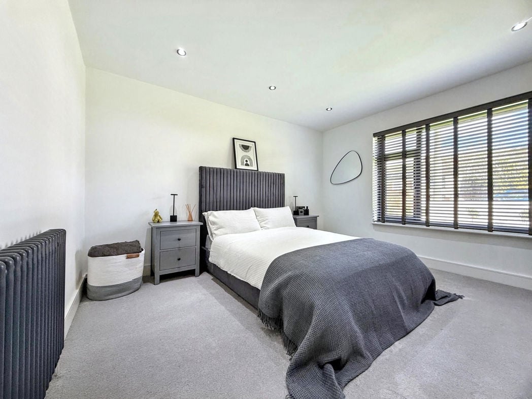 Property image 17 of 24