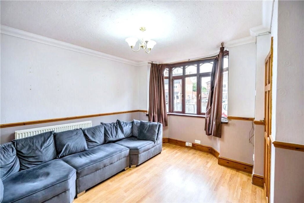 Property image 4 of 15