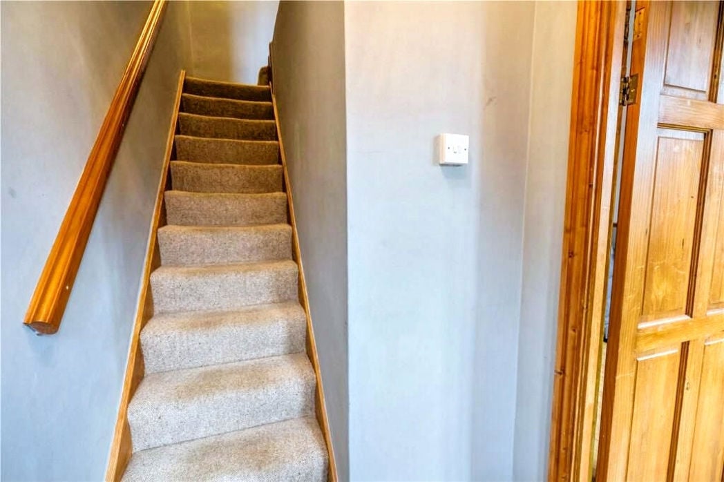 Property image 8 of 15