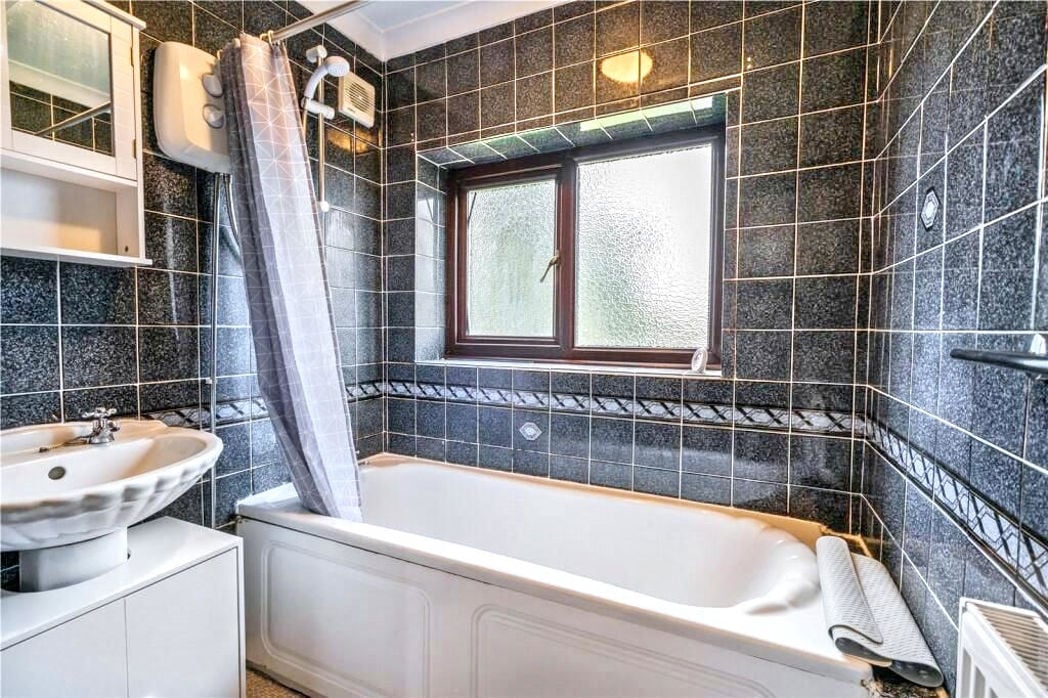 Property image 13 of 15