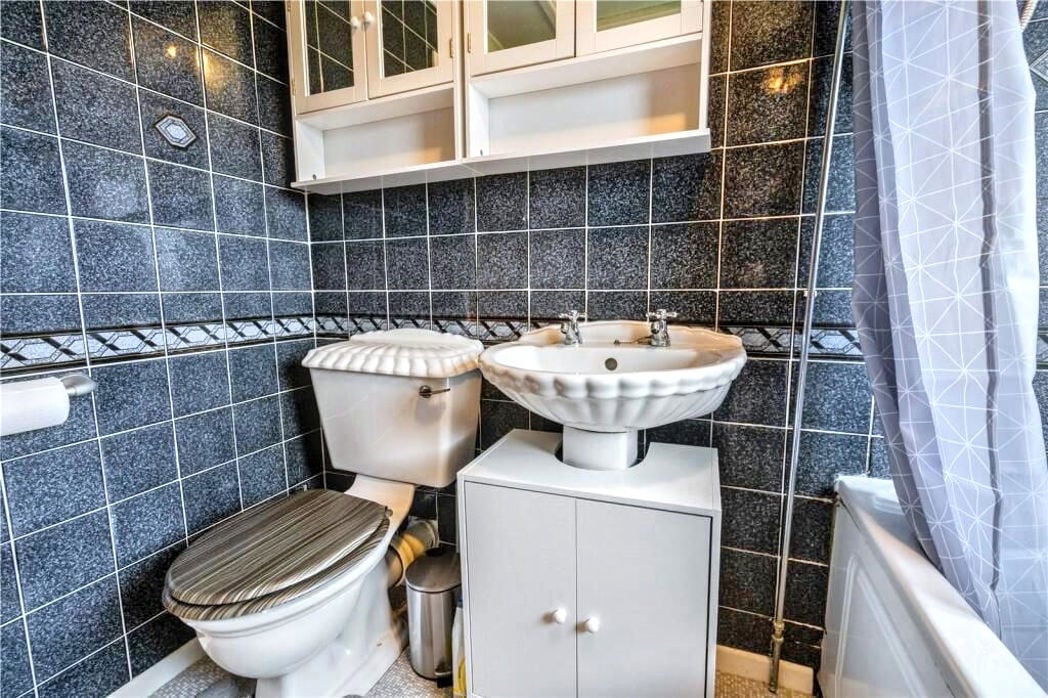 Property image 14 of 15