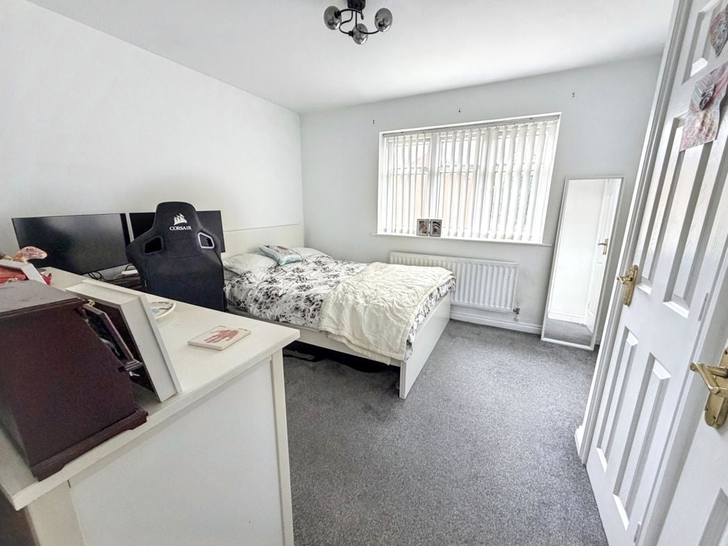 Property image 6 of 11