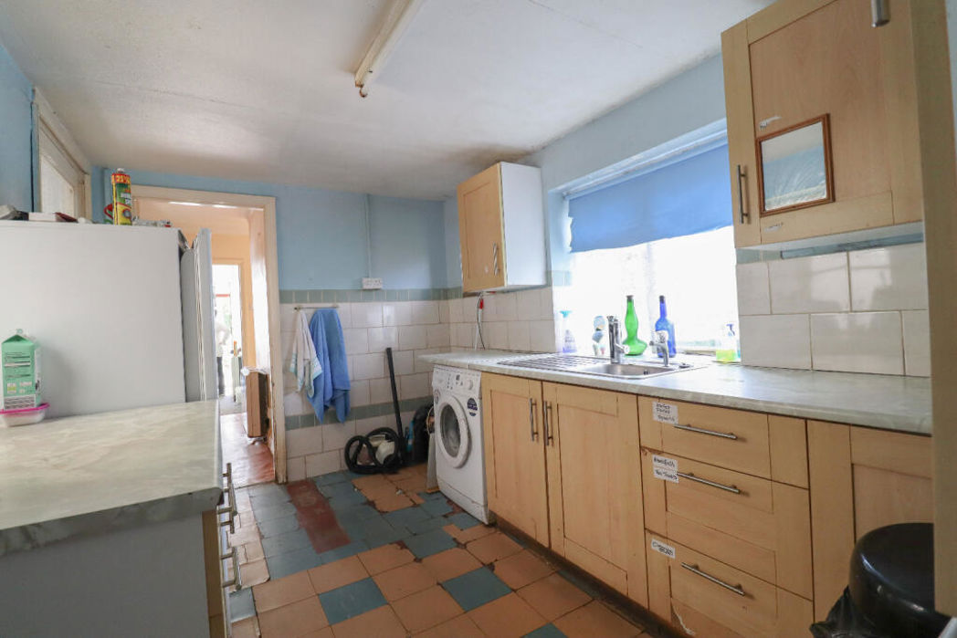 Property image 2 of 11