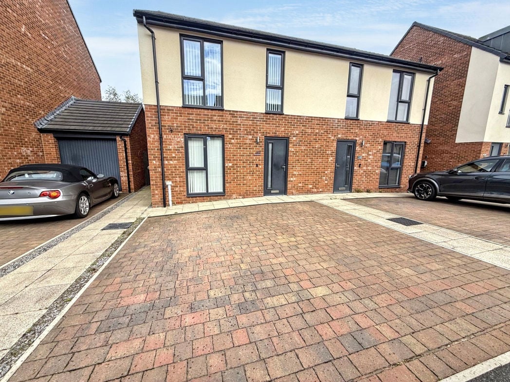 Property image 1 of 14