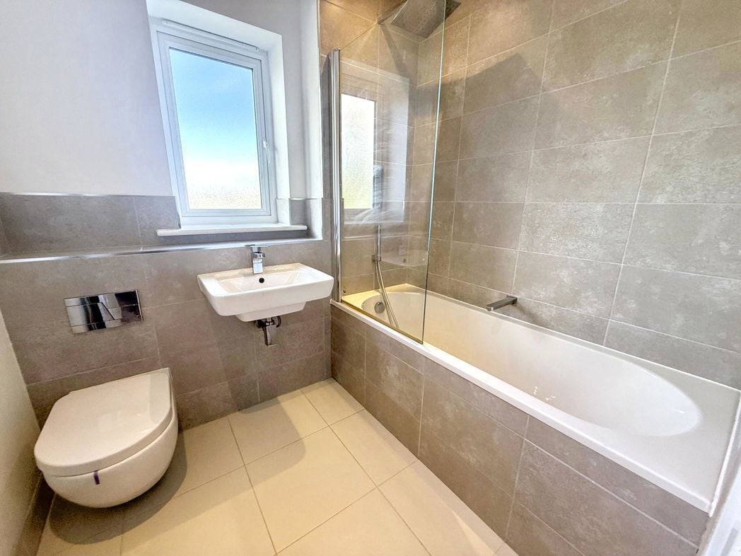 Property image 13 of 14